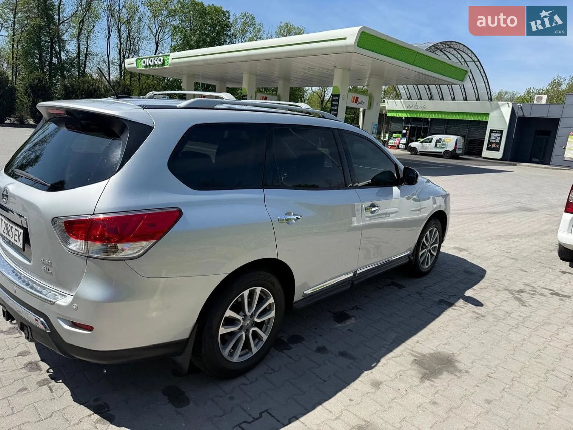 2016 Nissan Pathfinder - мініатюра 18