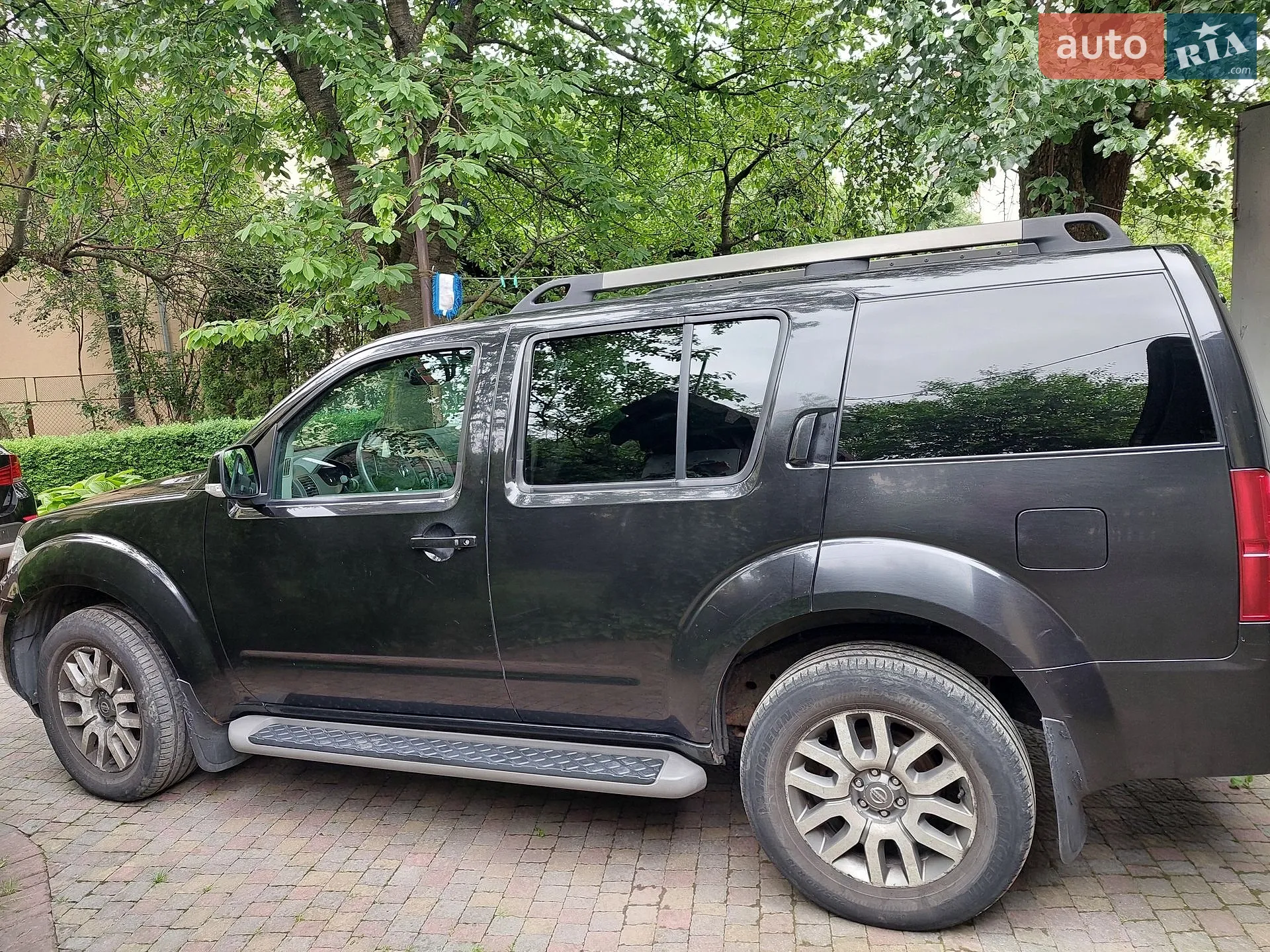 2010 Nissan Pathfinder - мініатюра 2