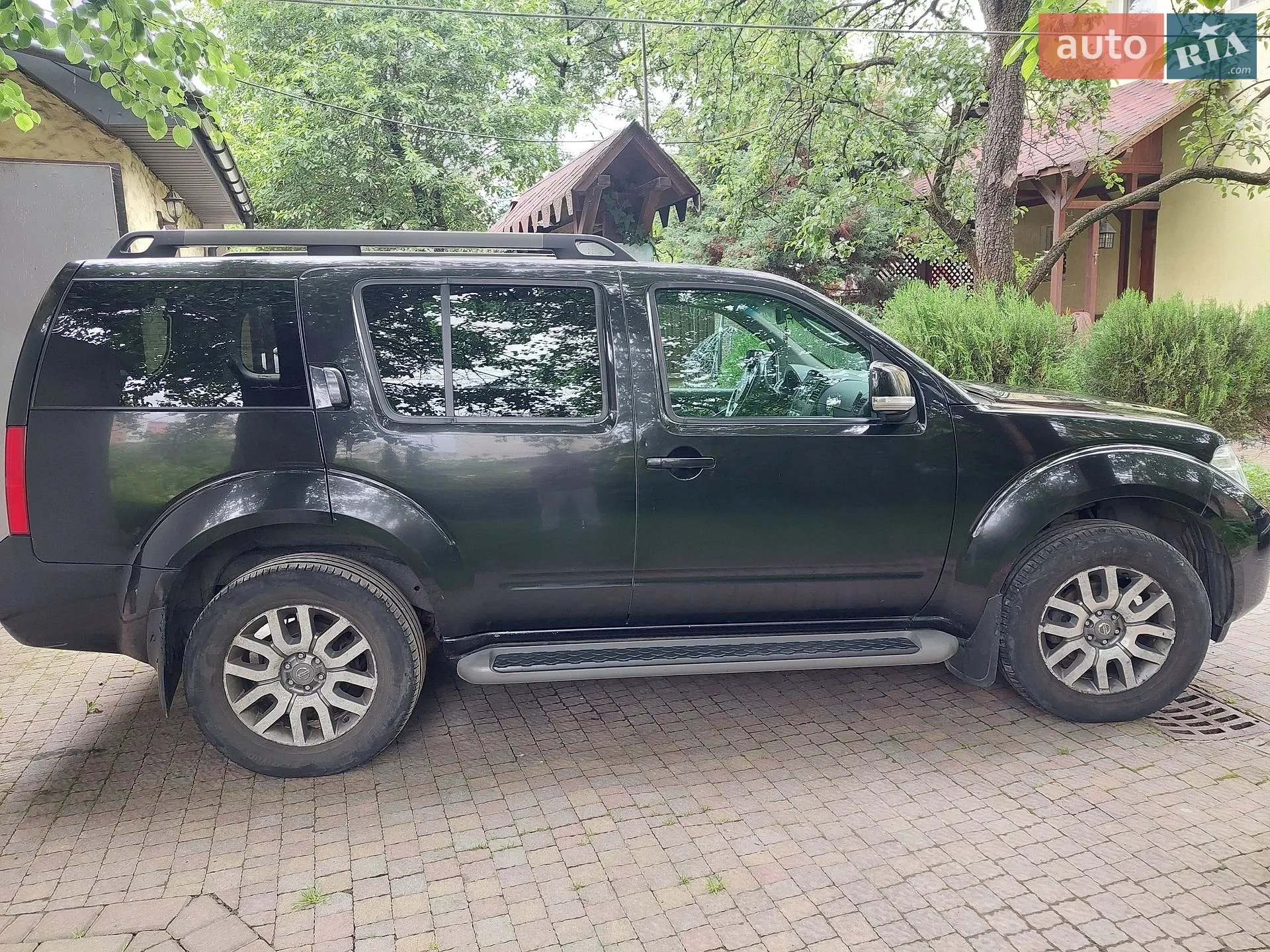 2010 Nissan Pathfinder - мініатюра 4