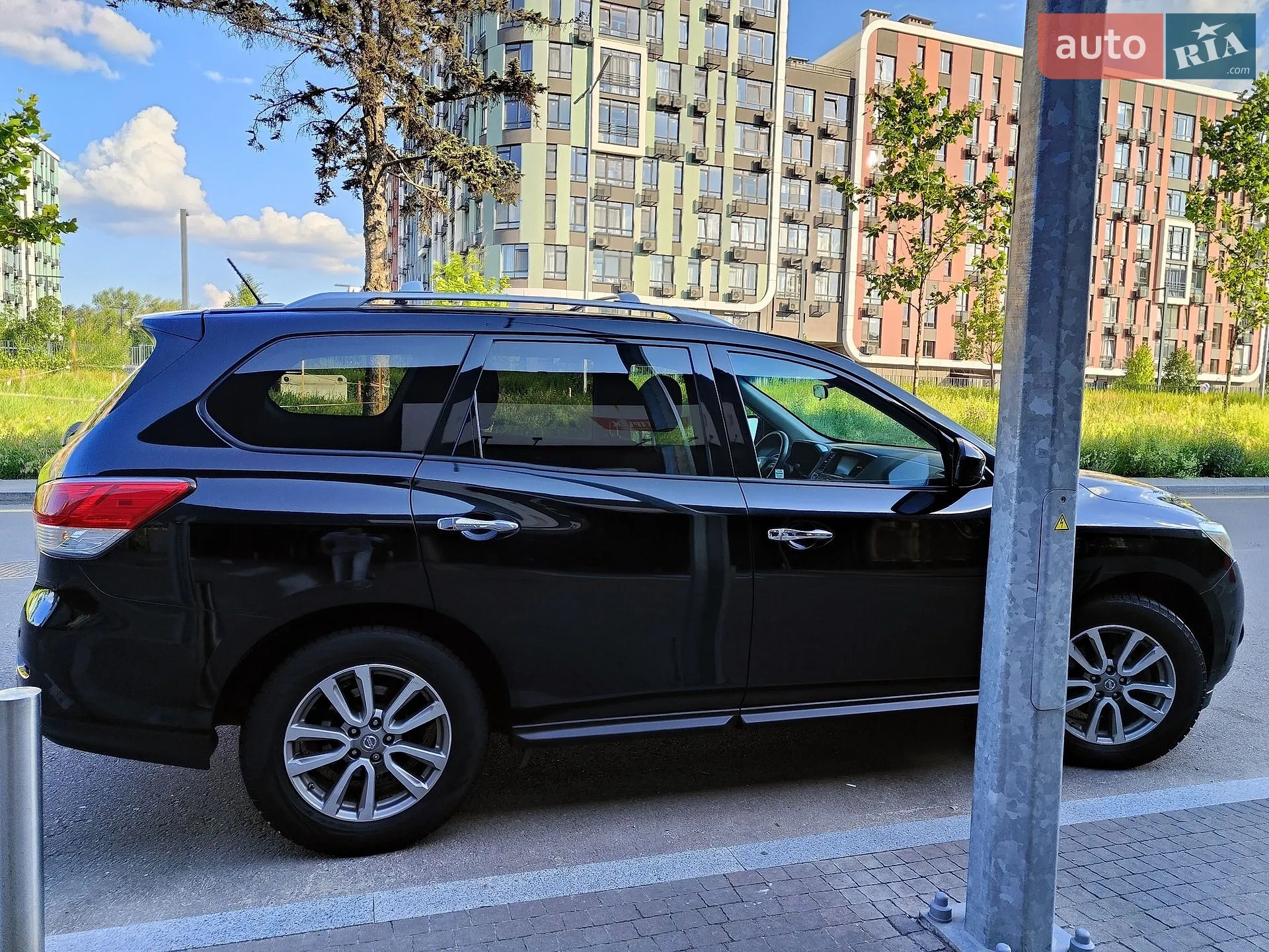 2014 Nissan Pathfinder - мініатюра 25