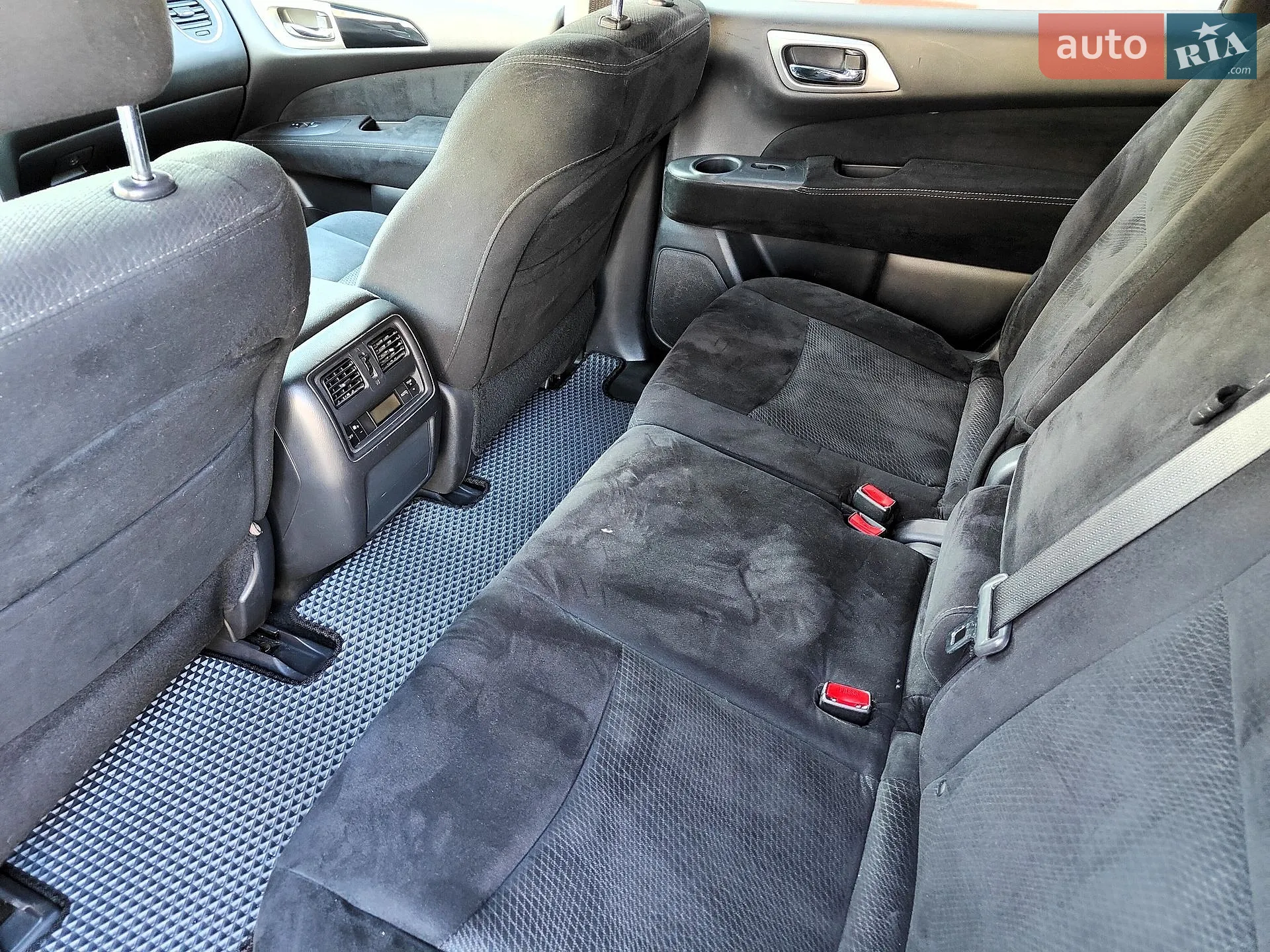 2014 Nissan Pathfinder - мініатюра 47