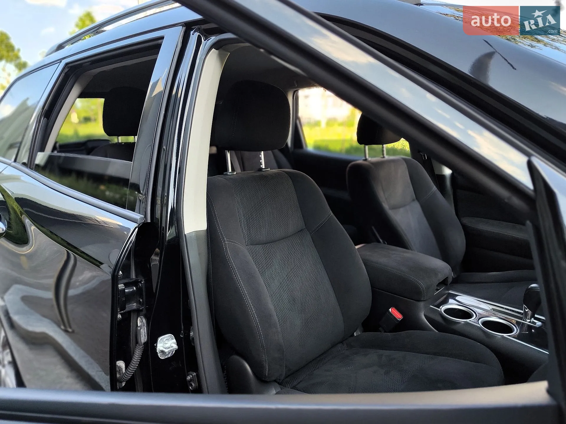 2014 Nissan Pathfinder - мініатюра 31