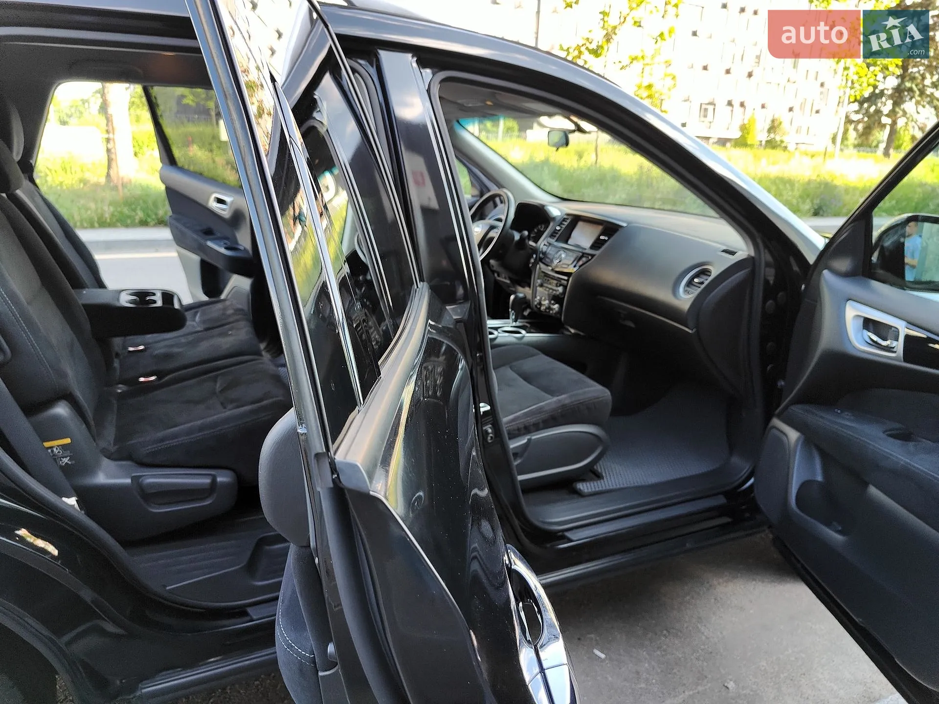 2014 Nissan Pathfinder - мініатюра 29
