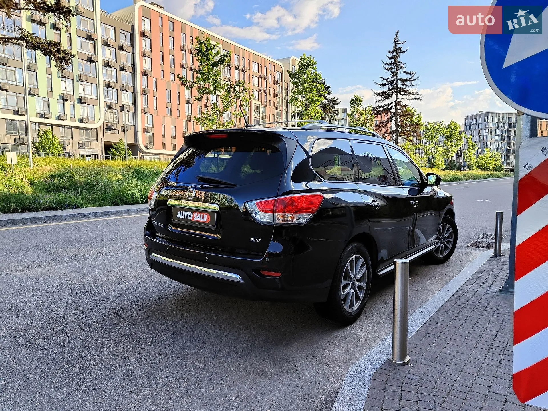 2014 Nissan Pathfinder - мініатюра 26