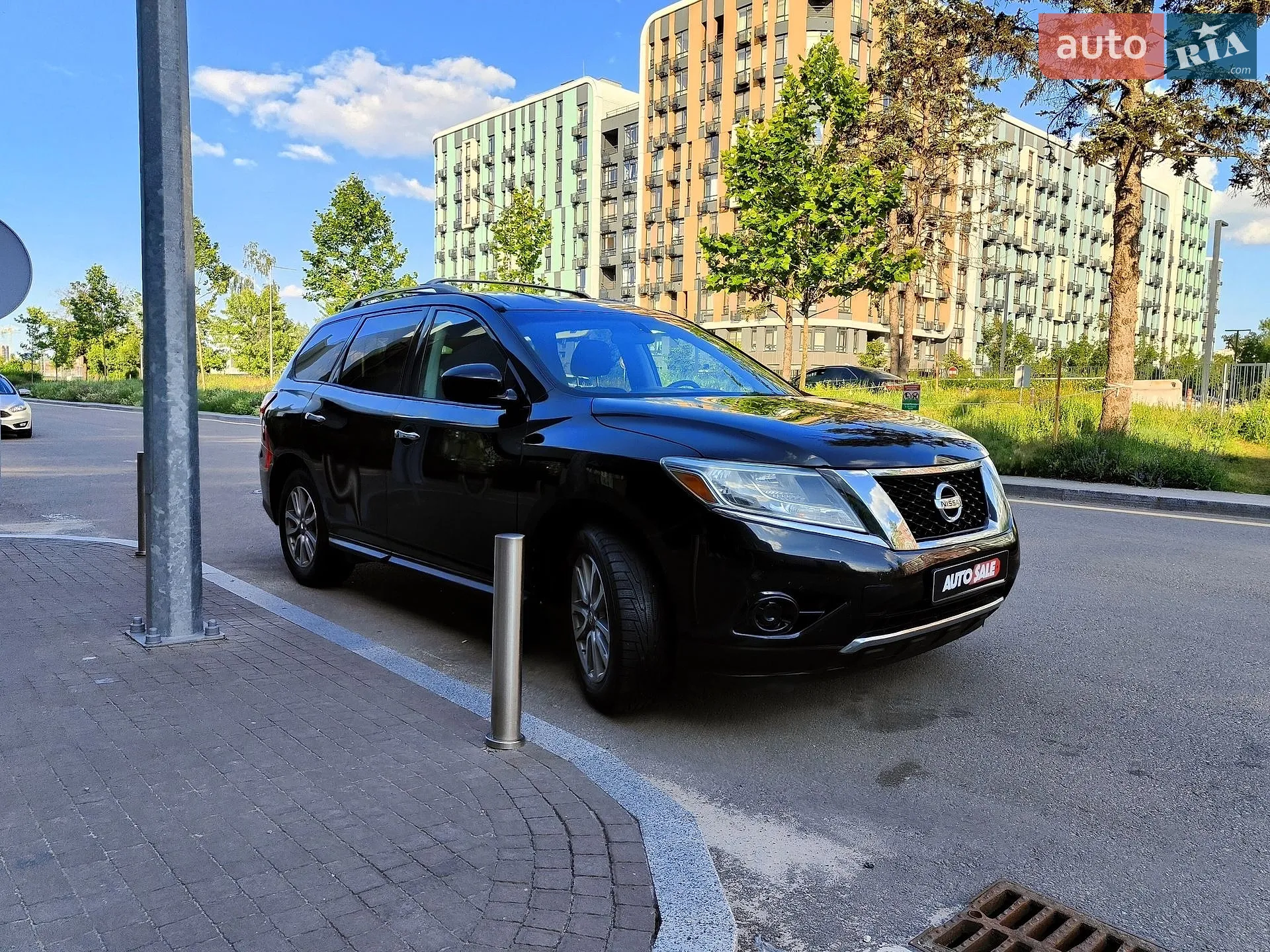 2014 Nissan Pathfinder - мініатюра 28