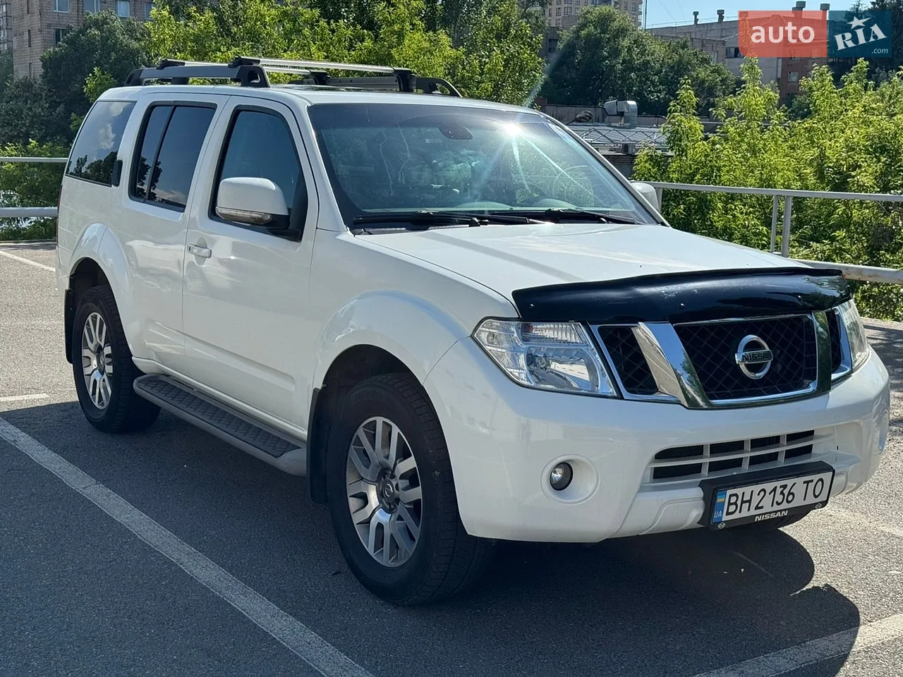 2010 Nissan Pathfinder - мініатюра 18