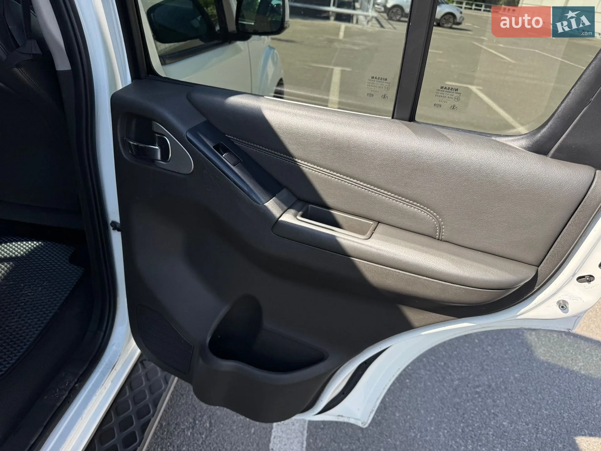 2011 Nissan Pathfinder - мініатюра 30