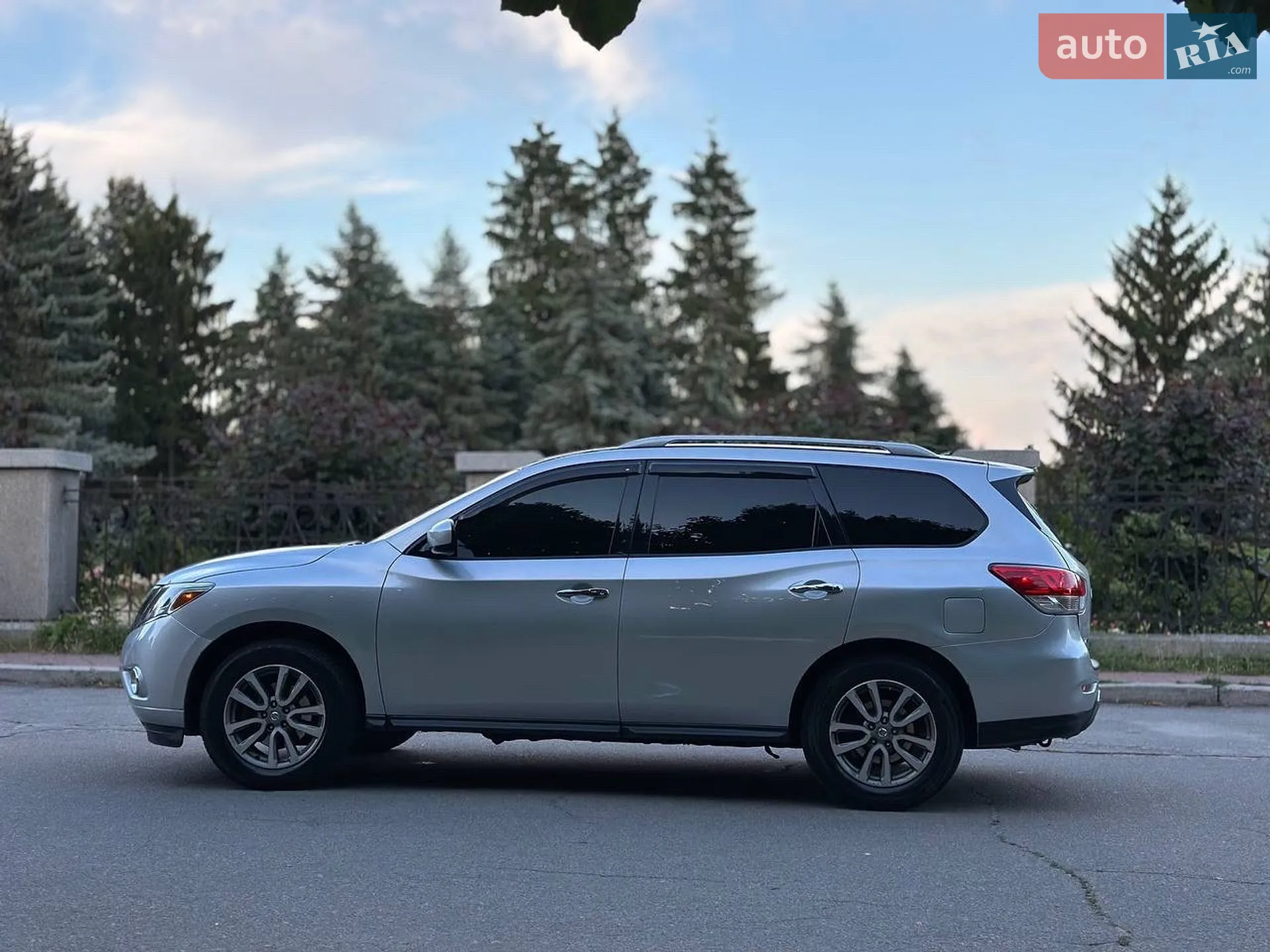 2016 Nissan Pathfinder - мініатюра 8