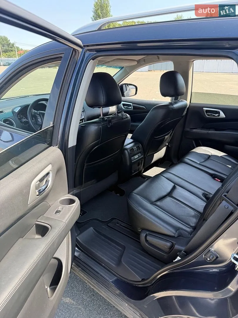 2016 Nissan Pathfinder - мініатюра 8