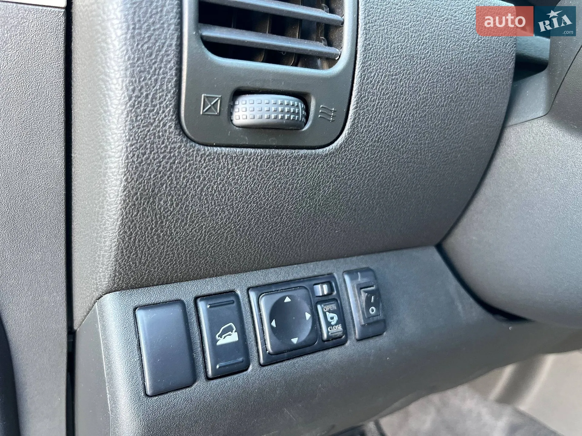 2014 Nissan Pathfinder - мініатюра 33