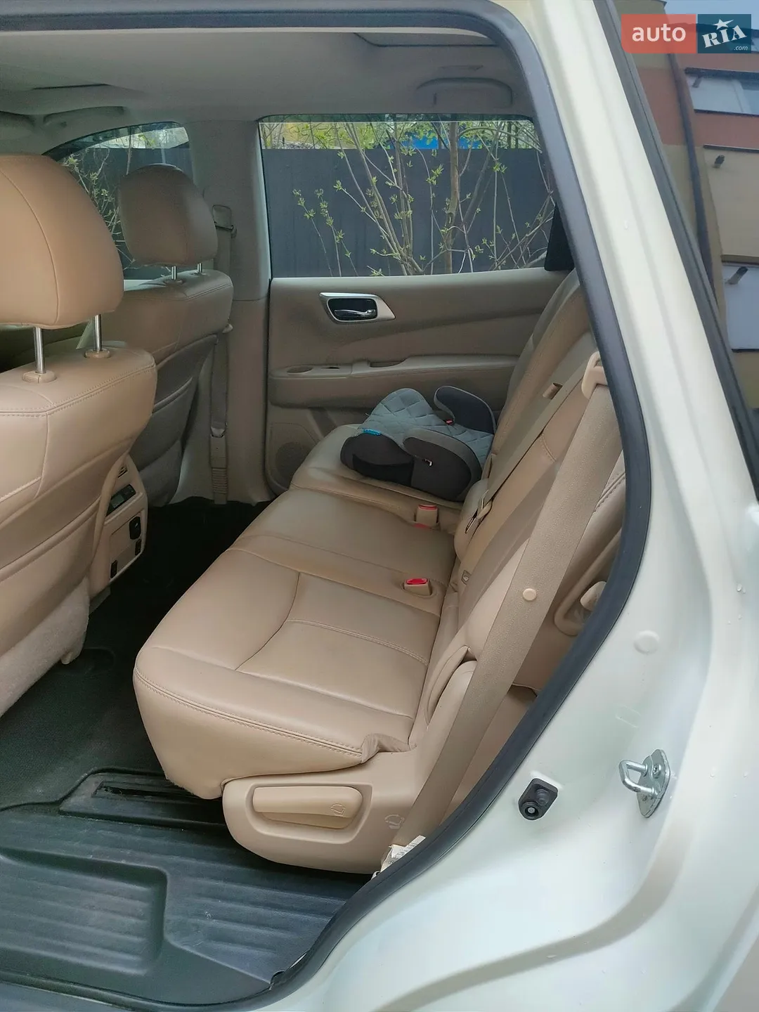 2016 Nissan Pathfinder - мініатюра 29