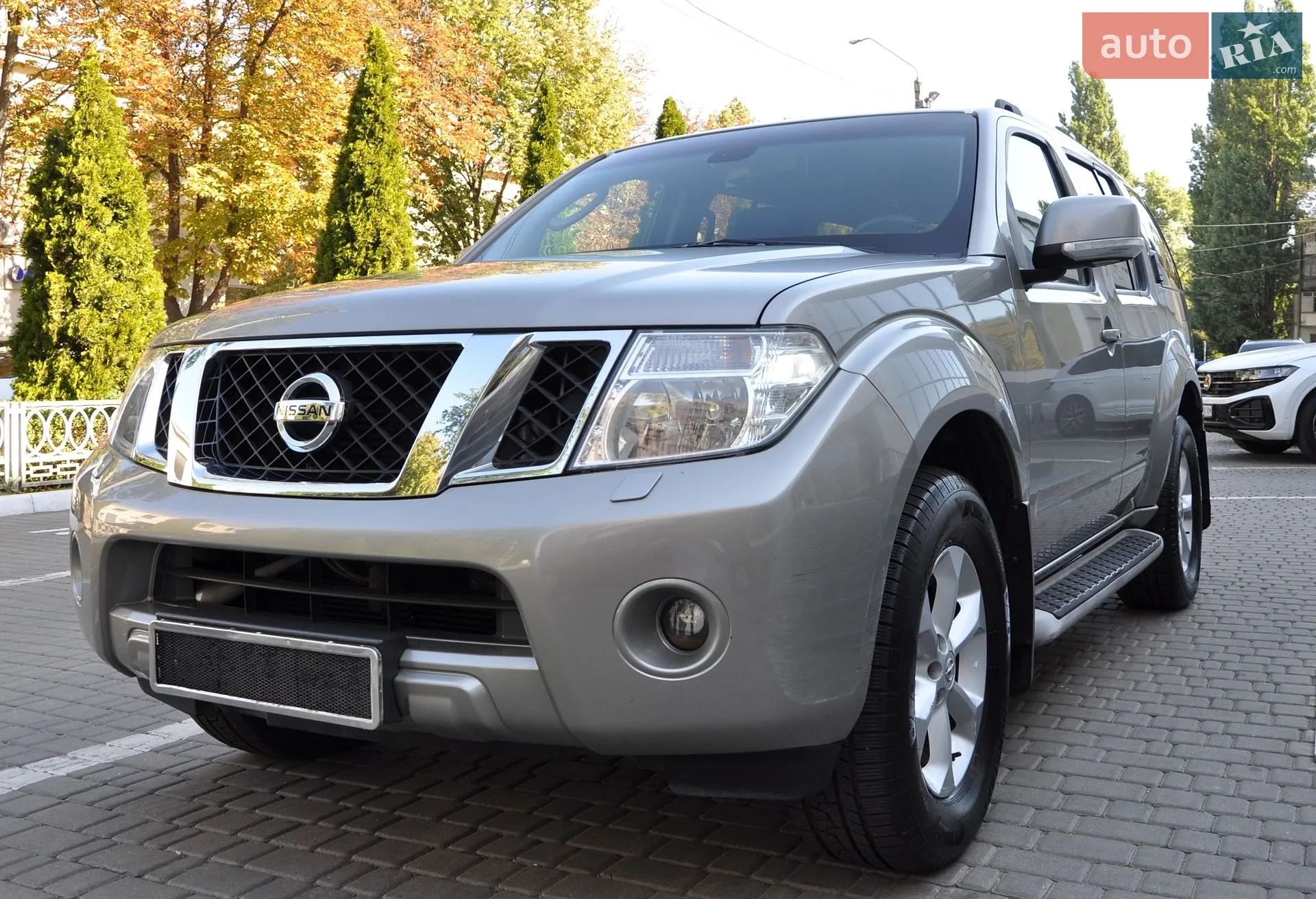 2011 Nissan Pathfinder - мініатюра 2
