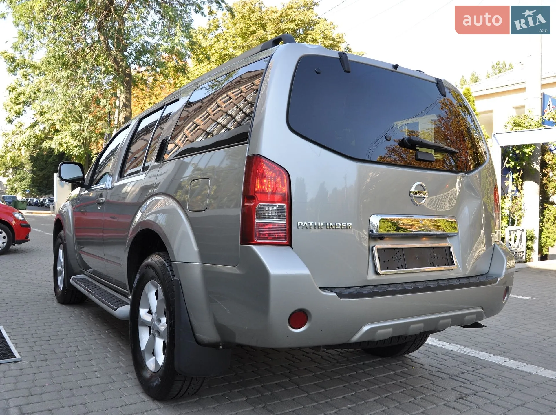2011 Nissan Pathfinder - мініатюра 4