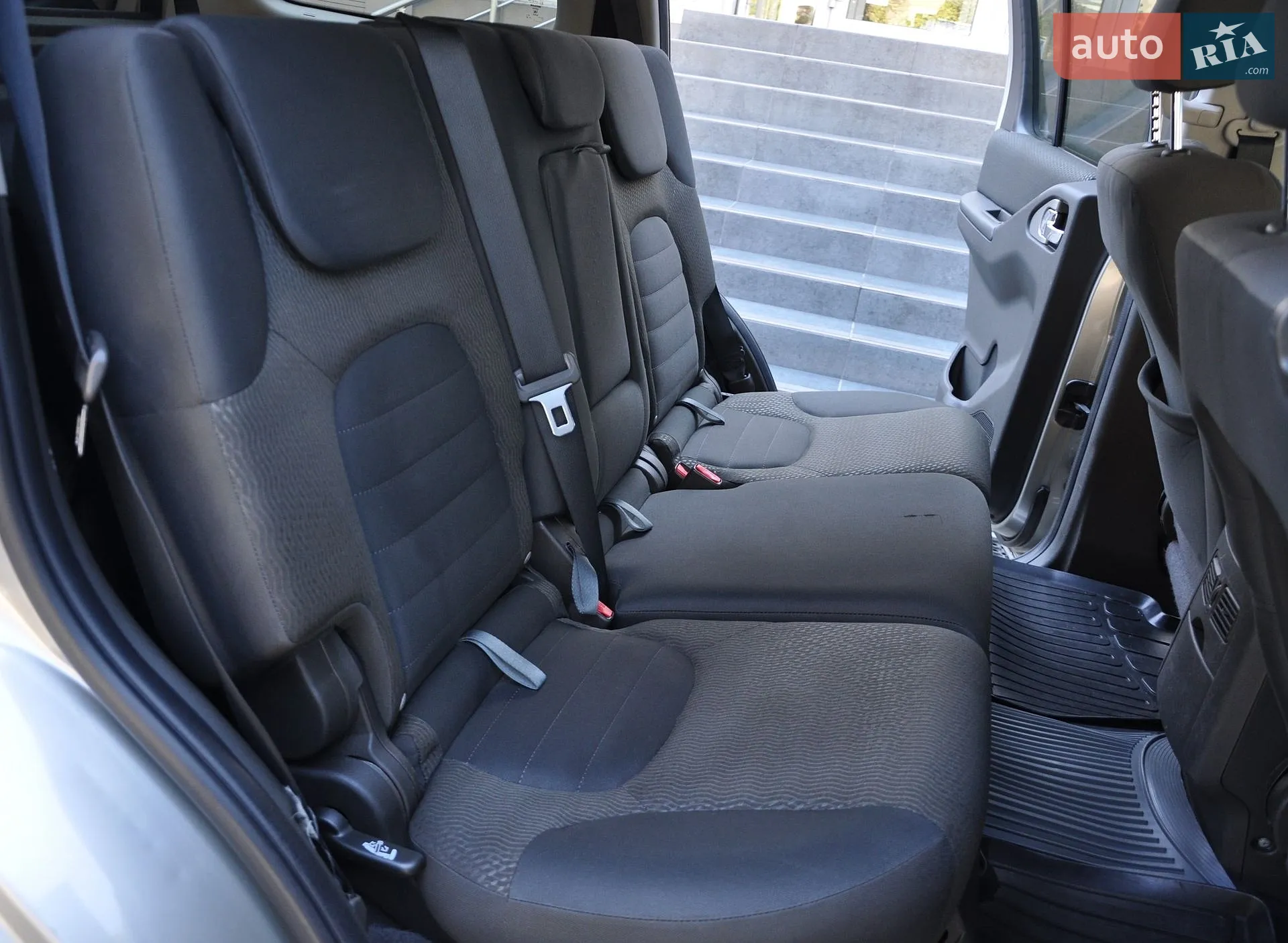 2011 Nissan Pathfinder - мініатюра 23