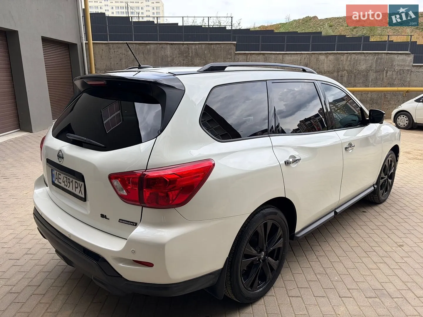 2017 Nissan Pathfinder - мініатюра 14
