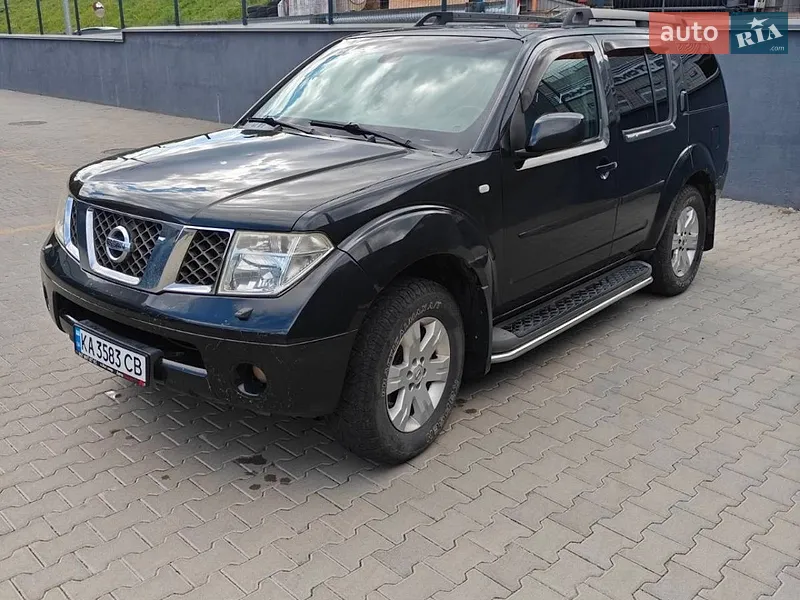 Nissan Pathfinder 2005