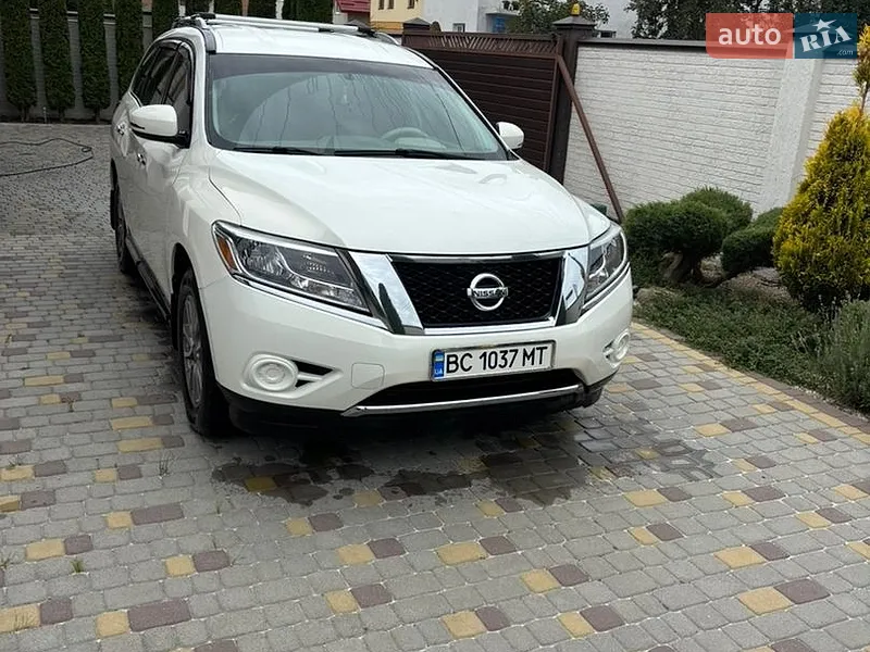 Nissan Pathfinder 2014