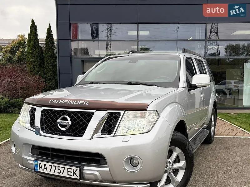 Nissan Pathfinder 2013