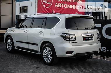 Позашляховик / Кросовер Nissan Patrol 2012 в Києві