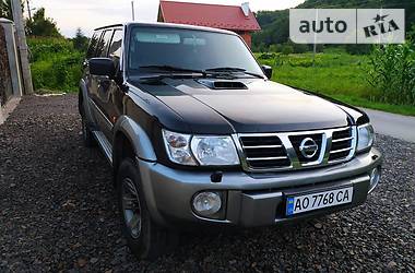 Внедорожник / Кроссовер Nissan Patrol 2004 в Ужгороде