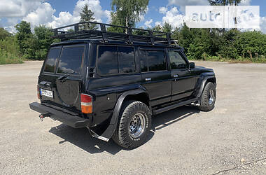 Внедорожник / Кроссовер Nissan Patrol 1994 в Зборове