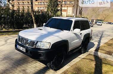 Внедорожник / Кроссовер Nissan Patrol 2007 в Сваляве