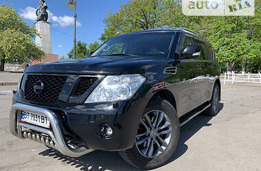 Внедорожник / Кроссовер Nissan Patrol 2011 в Херсоне