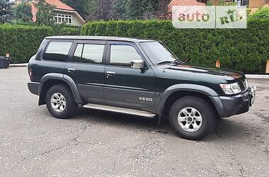 Позашляховик / Кросовер Nissan Patrol 1999 в Києві