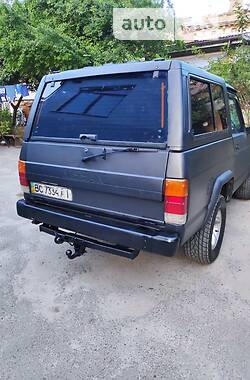 Купе Nissan Patrol 1989 в Львові