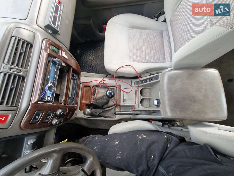 Позашляховик / Кросовер Nissan Patrol 2002 в Тячеві