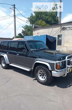 Позашляховик / Кросовер Nissan Patrol 1992 в Одесі