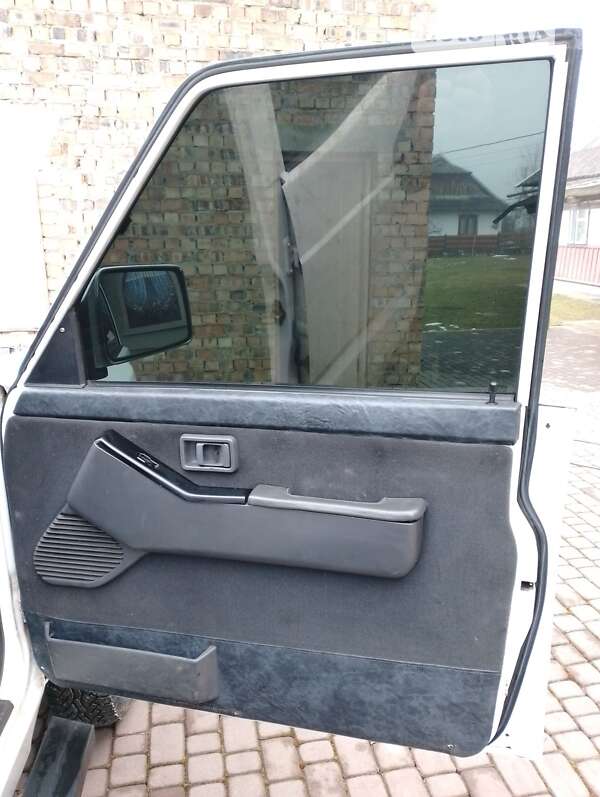 Внедорожник / Кроссовер Nissan Patrol 1990 в Ивано-Франковске
