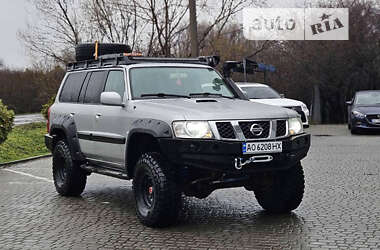 Позашляховик / Кросовер Nissan Patrol 2005 в Мукачевому