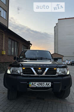 Позашляховик / Кросовер Nissan Patrol 2001 в Луцьку