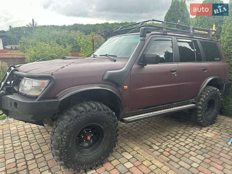 Внедорожник / Кроссовер Nissan Patrol 1999 в Ужгороде