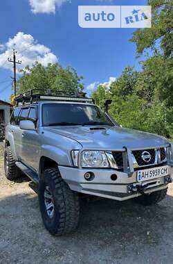 Позашляховик / Кросовер Nissan Patrol 2006 в Слов'янську