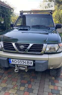 Внедорожник / Кроссовер Nissan Patrol 1999 в Сваляве