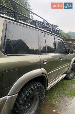 Внедорожник / Кроссовер Nissan Patrol 2002 в Вижнице