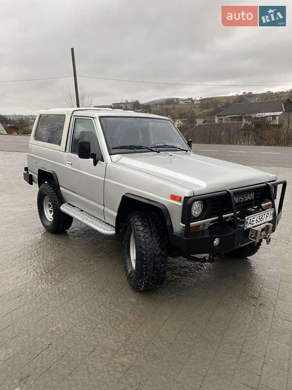 Позашляховик / Кросовер Nissan Patrol 1986 в Турці