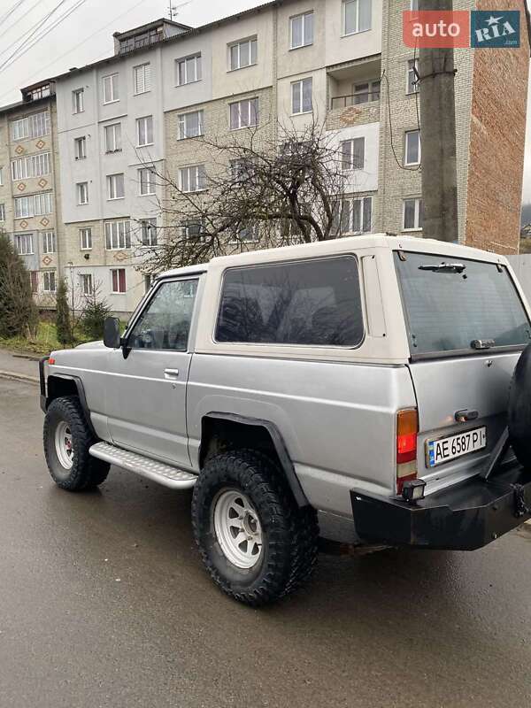 Позашляховик / Кросовер Nissan Patrol 1986 в Турці