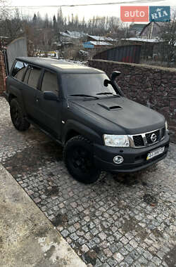 Внедорожник / Кроссовер Nissan Patrol 2007 в Житомире