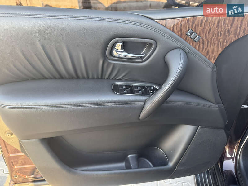 Внедорожник / Кроссовер Nissan Patrol 2011 в Одессе