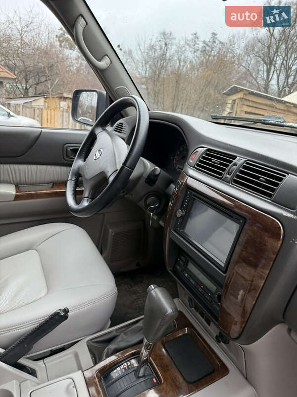 Позашляховик / Кросовер Nissan Patrol 2003 в Львові