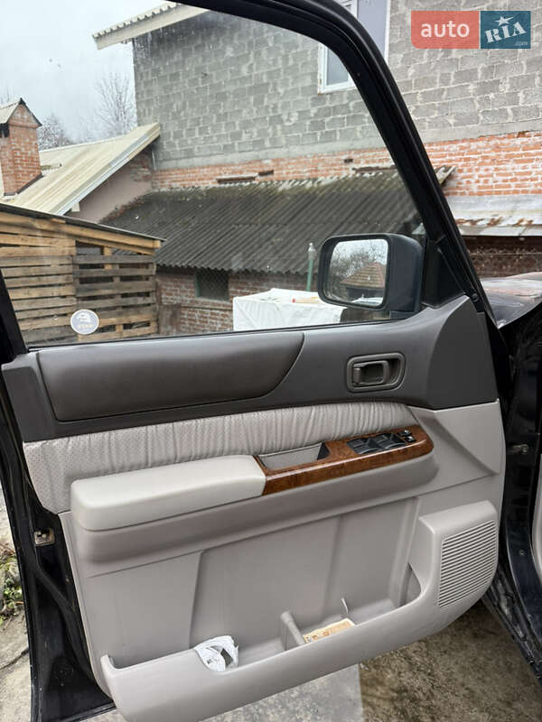 Позашляховик / Кросовер Nissan Patrol 2003 в Львові