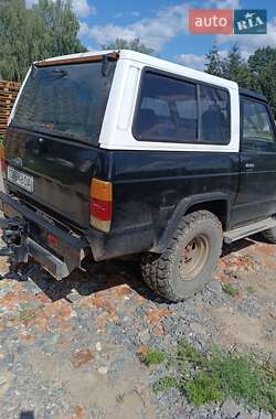 Внедорожник / Кроссовер Nissan Patrol 1990 в 