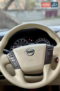Внедорожник / Кроссовер Nissan Patrol 2011 в 
