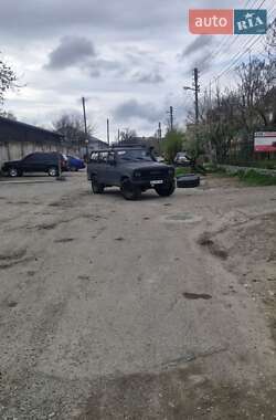 Внедорожник / Кроссовер Nissan Patrol 1989 в 