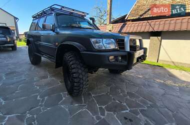 Внедорожник / Кроссовер Nissan Patrol 1999 в 