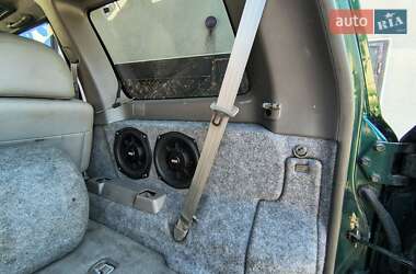 Внедорожник / Кроссовер Nissan Patrol 1999 в 