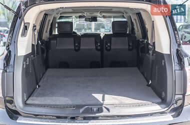Позашляховик / Кросовер Nissan Patrol 2013 в 